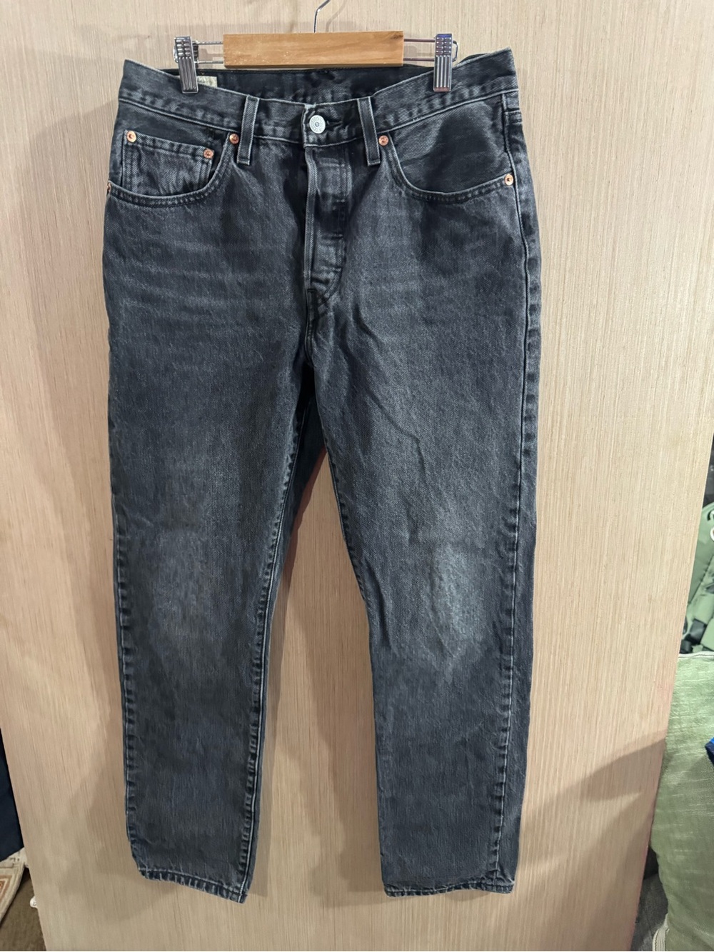 Levi's Premium Men's Washed Black 501 Button Fly Slim Straight Jeans Size 30